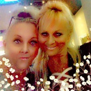 Meet your Posher, Tobi